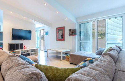 Villa Ume - heated pool, sauna, volleyball court - Photo 29