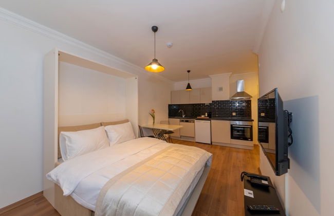 Joy Suites - Photo 21