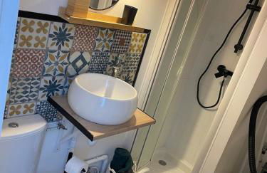 Un cocon au Presbytère avec place de parking voiture gratuite - Photo 38