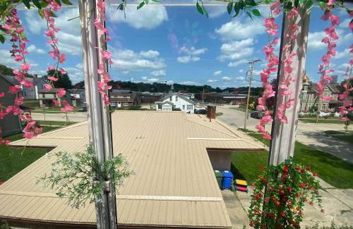 Suite A 2 BR w/ Bridge St. view - Foto 10