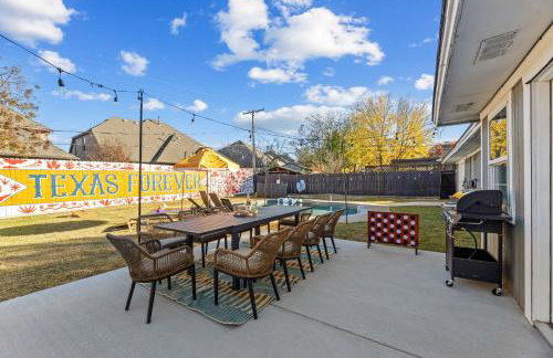 Texas Willow Ranch - Epic Luxury Retreat with Pool, Game room, Soccer, BBQ, Fire table - Foto 67