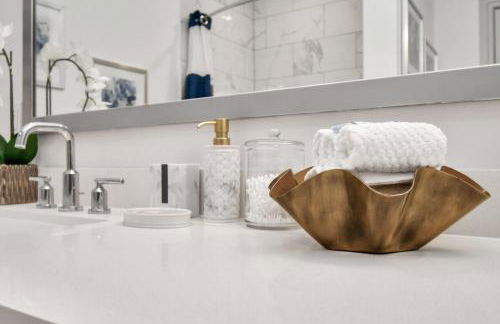 Haus of Blues-HighRise-NRG Stadium-Med Center- Private Parking - Foto 24