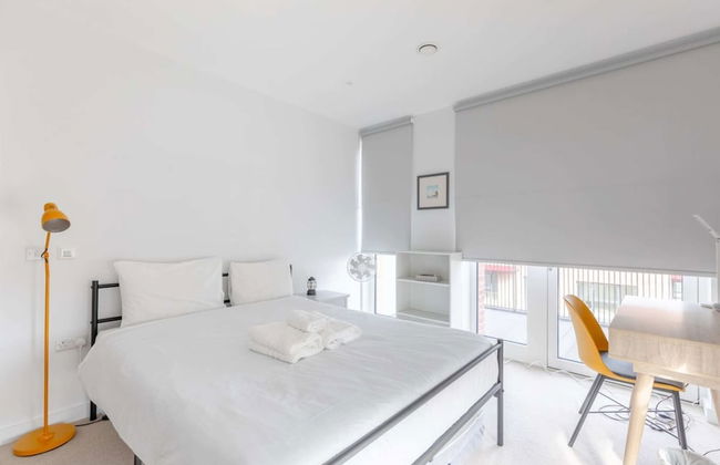 Stylish 2BD Oasis W/balcony South East London! - Foto 1