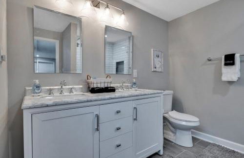 Lake Laurel Lux retreat-King-Dogs Welcome! Sleep 6 - Foto 55