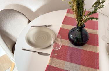 Modern Cozy Studio Apartment & Terrace - Photo 11