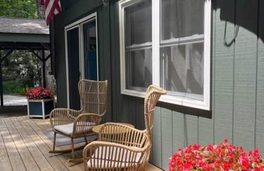 Cozy Cottage w Hot Tub, 5 min walk to Main St - Foto 2