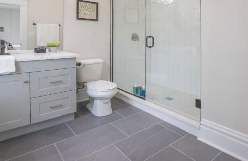 Soulard Retreat 7BR 9BA Courtyard ABODEbucks - Foto 38