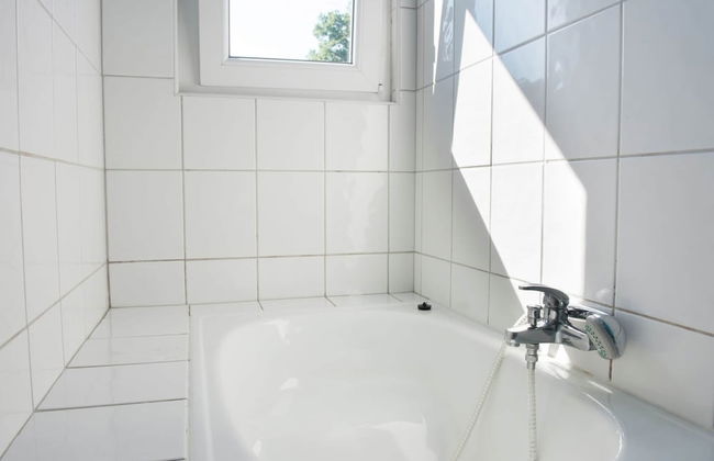 Holiday Home in Moutouyet With Pool & Sauna - Photo 16