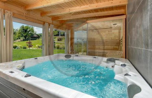 2 Bedroom Cozy Home In Kobasicari - Foto 2