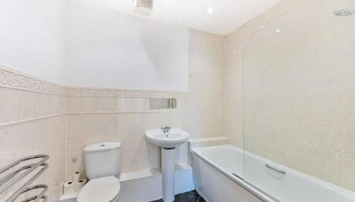 Exclusive 1 Bedroom Flat with car parking! - Foto 3