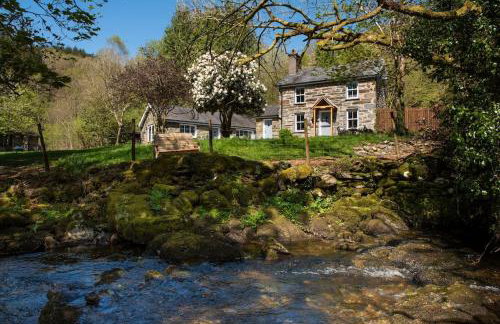 Luxurious Riverside Cottage in Snowdonia National Park - Foto 1