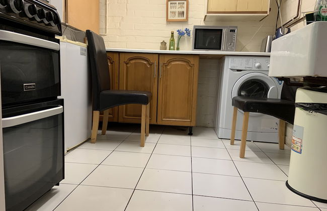 Economical 2BR Small Furnished Annex-high Wycombe - Foto 10