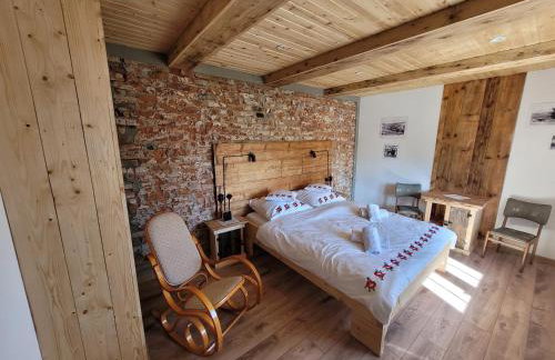 Stary Dom z Piwnicą - Foto 4