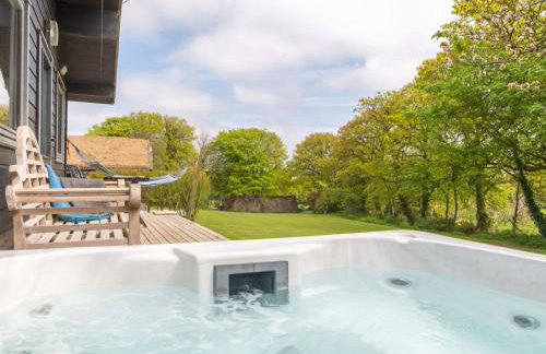 Chalet Lodge 6 - Hot Tub Lodge by Interhome - Foto 2