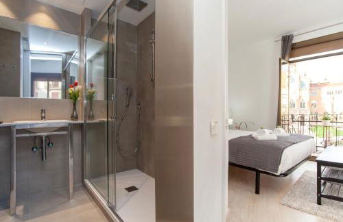 Housalia Sant Pau Views- Suite with View on Hospital Sant Pau - Photo 11