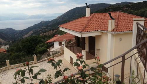 Kallisti Ξενώνας Διακοπτό-Καλάβρυτα - Foto 2