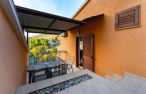 Cozy Apartment In Modric With Wifi - Photo 10