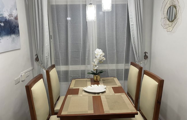 Mesavirre Bacolod | Elegantly Furnished 1BDM w/Balcony @ LOPEZ LUX. - Foto 8