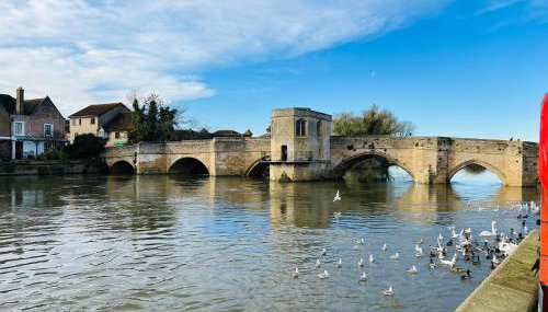 Comfy, king bed families & Contractors welcome - Foto 1