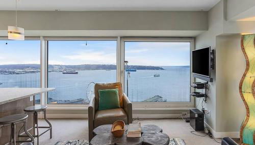 NewMark Tower’s Water Wheel Condo with Sea Views - Photo 2
