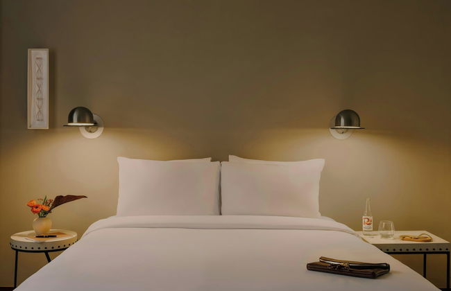 Chambers Hotel Central Park South, Sonder by Marriott Bonvoy - Photo 26