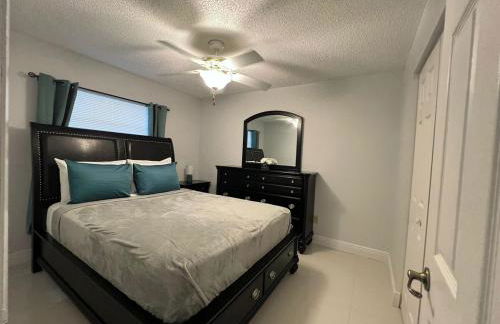 Beautiful pool home 15 minutes from Disney! - Foto 17