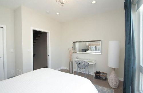 Sleek & Posh 4Bed-3 5Bath - RoofDeck - Sleeps 12 - Foto 21