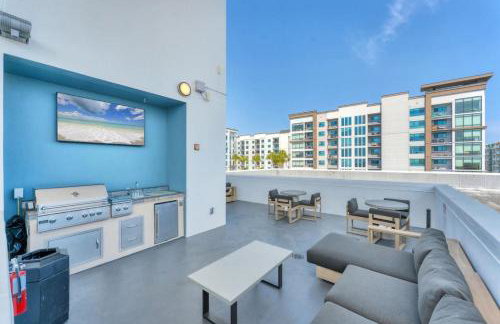 Modern 3 bedroom condo in downtown w free parking - Foto 39