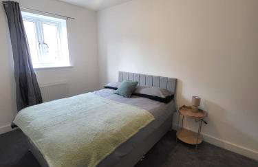 Modern 3-Bed House in Rotherham, WiFi, Garden & Free Parking - Foto 14