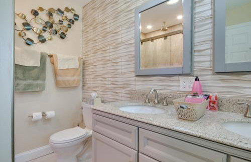 Waterfront Lakehouse w/ Private Dock & Fire Pit! - Foto 14