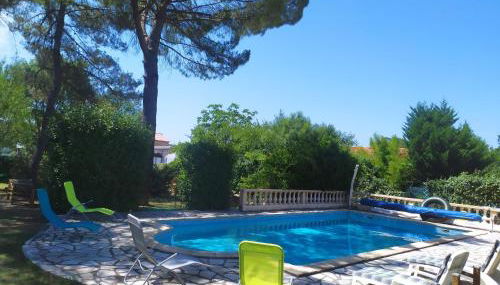 Villa les Palmiers - Aux Portes d'Alès - Foto 1, Garden, sunbed, Garden view, towels, storage, locker, Other