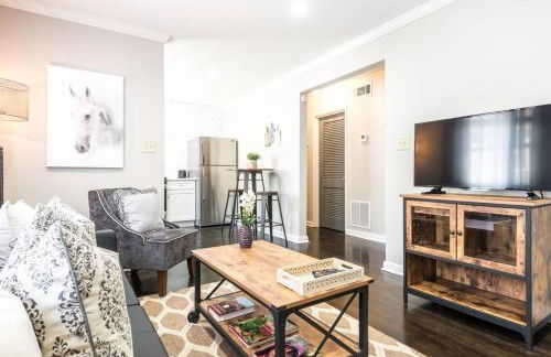 Stylish OneBedroom in Popular Virginia Highland 3miles to Mercedes Benz stadium - Foto 1