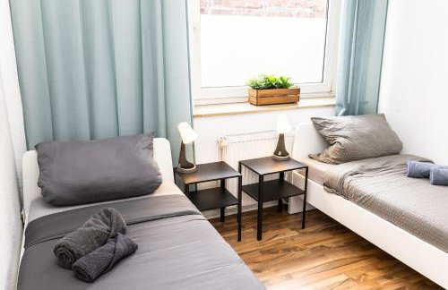 CosyHomes24 - Centrally with top traffic connection and balcony - UN01 - Foto 8