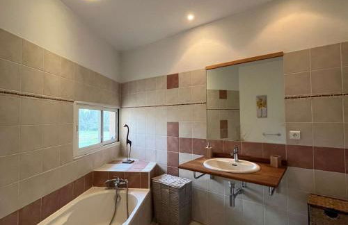 Maison contemporaine avec parc et piscine privée au cœur du Périgord Noir - FR-1-824-27 - Foto 13