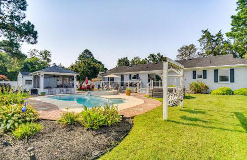 Luxe Lakefront Portsmouth Home: Fish, Swim & Play! - Foto 1