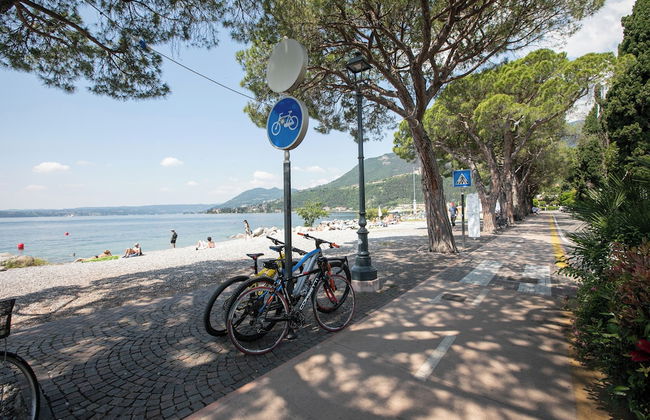 John's House-Lakeview & shared pool - Foto 26