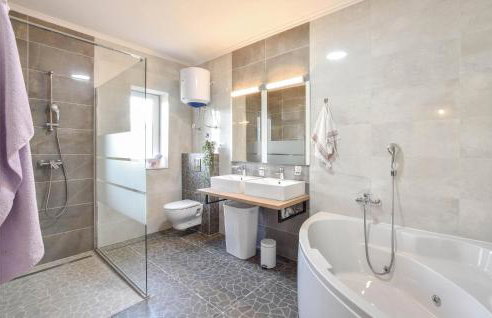 4 Bedroom Gorgeous Home In Hrvace - Foto 27