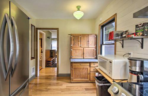 Remote Escape Riverside Home with Scenic Views - Photo 10