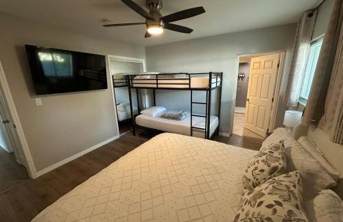 Siesta Beach Getaway - Minutes to Beach, Shops, Dining - Foto 31
