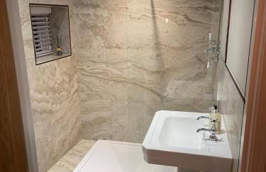 Bishops Keep - A New Unique Town Centre Home - Photo 17