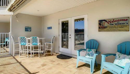 Clearwater Penthouse 5 min Beach walk Heated Pool - Foto 3