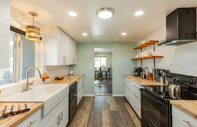 Sunset Grove Two Beautiful Homes w Private Pool - Foto 13