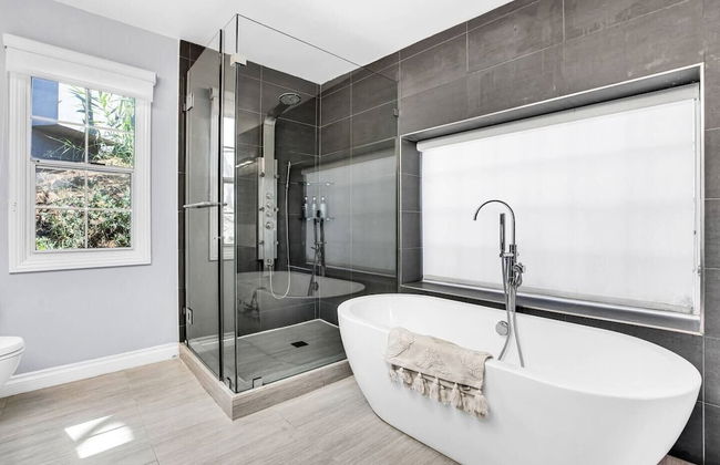 Cahuenga Park by Avantstay Hollywood Hills Home - Foto 21