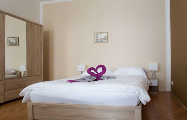 Prague Siesta Apartments - Photo 12