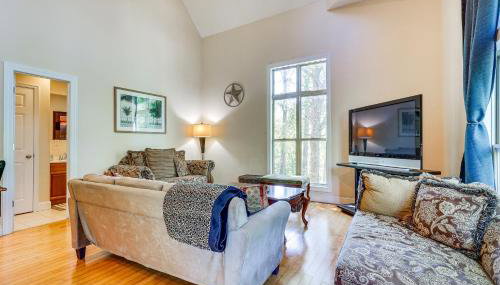 Double Springs Cabin Stay with Deck and Shared Dock! - Foto 4