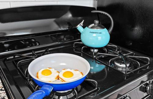 Stylish Home in Historic District Near Riverwalk - Foto 56