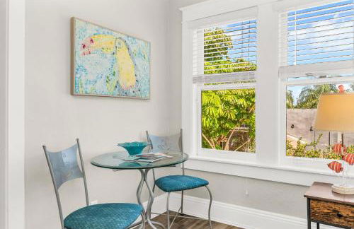 Birds of Paradise: Unwind in Nature's Embrace - Foto 60