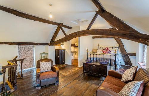 Carol's Cottage - Photo 1