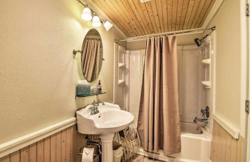 Serving Southern Charm at this Clarkesville House! - Foto 16