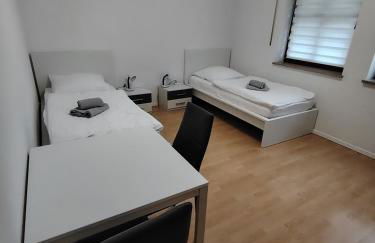 Gemütliche 100 qm Wohnung mit Balkon - Foto 1